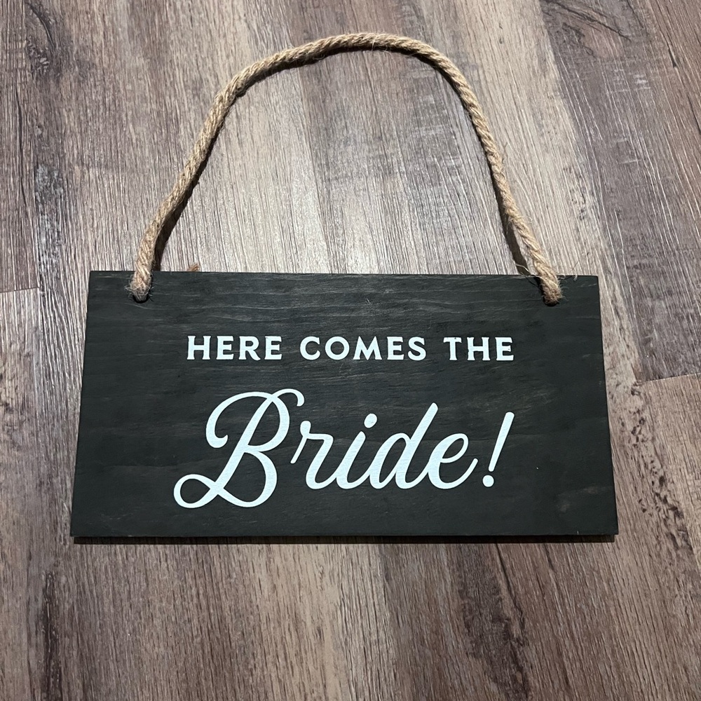 Reversible Ring Bearer Sign